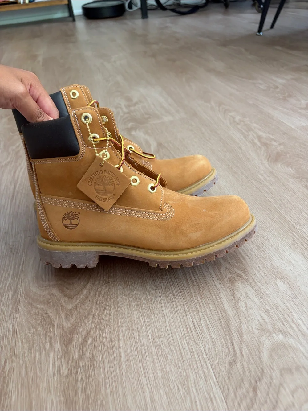 Timberland Wheat Brown women’s Leather Work Boots with Black Collar